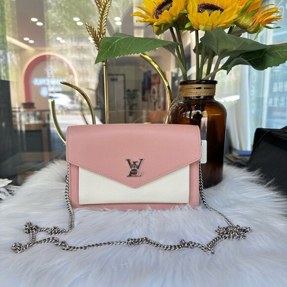 RARE LOUIS VUITTON CLASSY CROSSBODY FLAP LEATHER MYLOCK